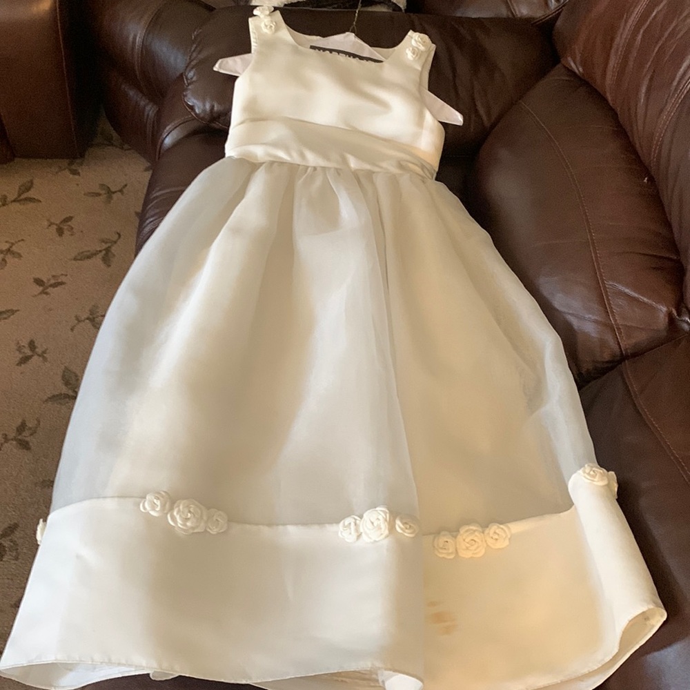 Girls dress - Ivory- with shear shawl